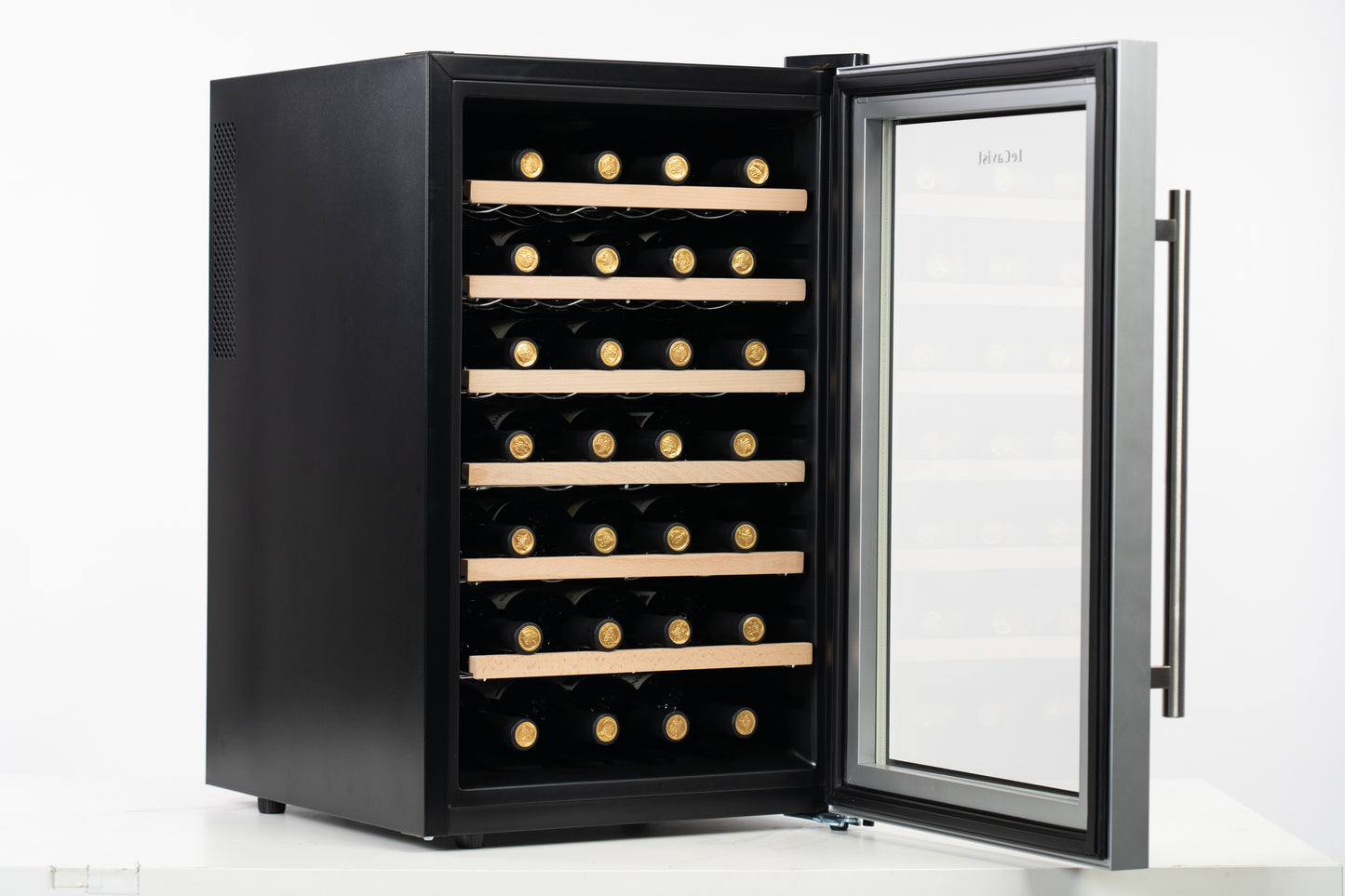 LeCavist 28 Bottle Single Zone Wine Fridge in Black LCCV28B